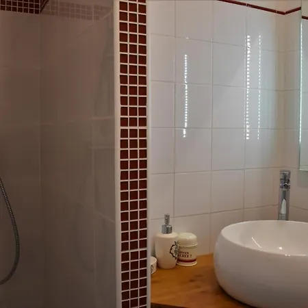 D'hotes Ptits Dej Inclus - Salle D'eau A Vous - Parking Prive Gratuit - Centre Bergerac 5km - Domaine De Bellevue *