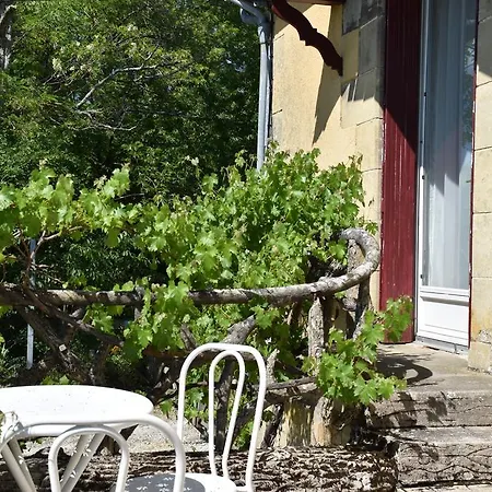 Domaine De Bellevue En Perigord - D'hotes Bucoliques - Petits-dejeuners Gourmands-bergerac 10mn 3* Lembras