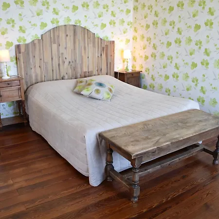 D'hotes Ptits Dej Inclus - Salle D'eau A Vous - Parking Prive Gratuit - Centre Bergerac 5km - Domaine De Bellevue Bed & Breakfast